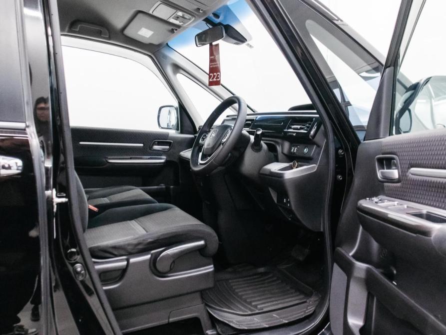 Honda Stepwgn V Красноярск  - изображение 19