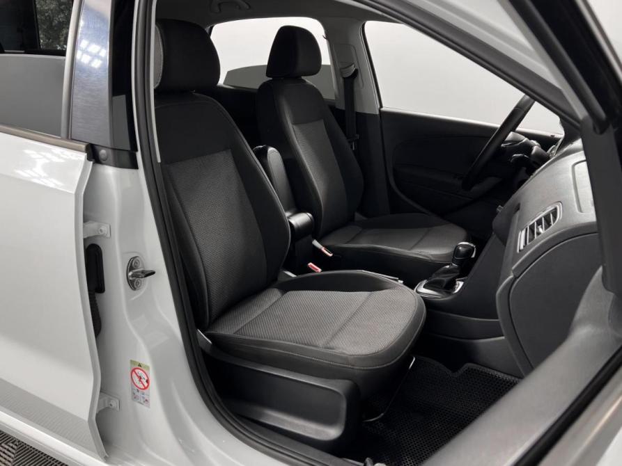 Volkswagen Polo V Рестайлинг Казань  - изображение 8