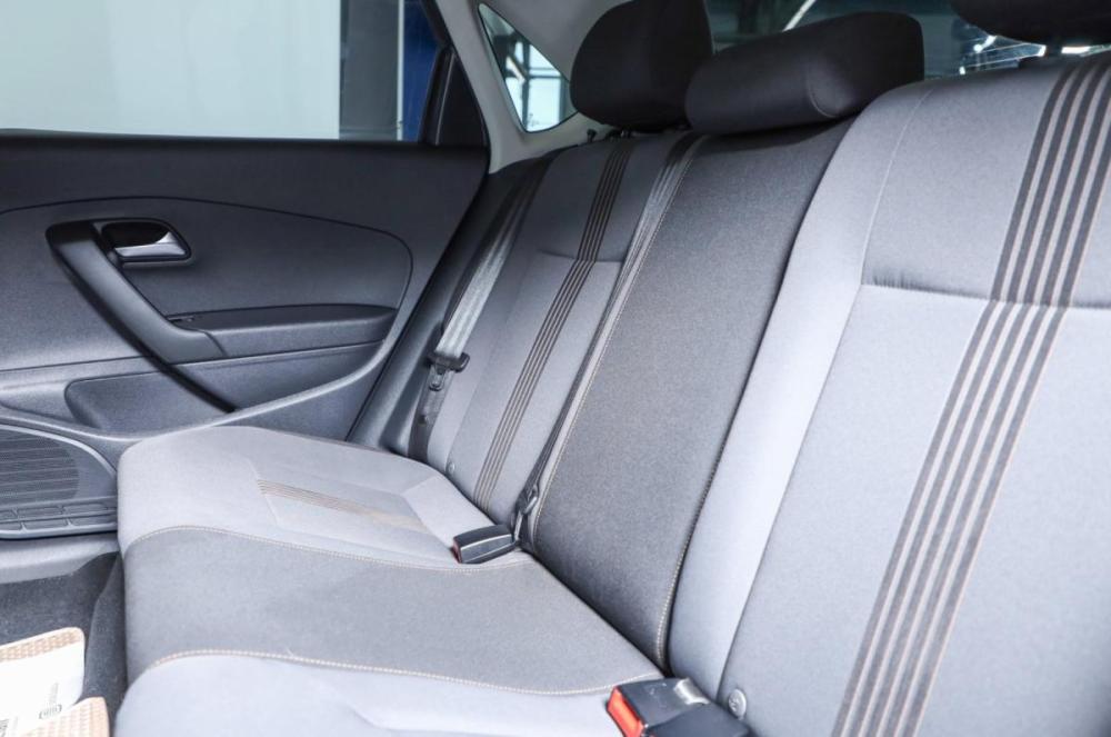 Volkswagen Polo V Рестайлинг Новосибирск  - изображение 19