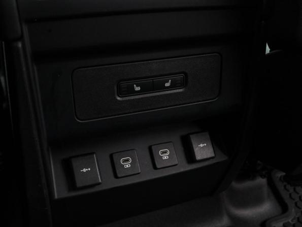 Land Rover Defender II с пробегом 2020 года, цена 4 370 000 рублей, 104400 км, внедорожник, Автокод Объявления