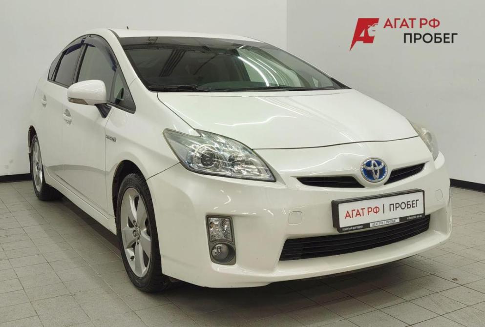 Toyota Prius III (XW30) Екатеринбург  - изображение 1