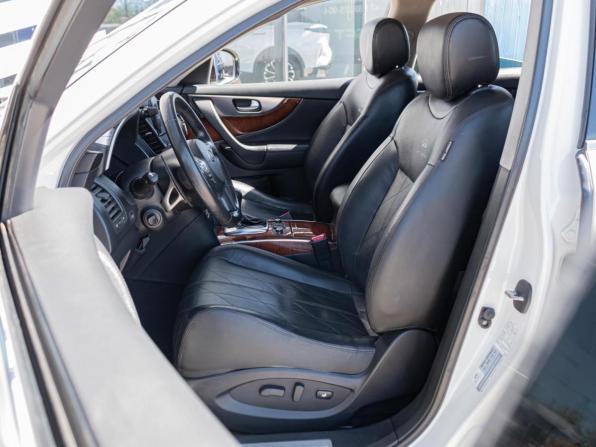 Infiniti FX II (S51) с пробегом 2010 года, цена 1 770 000 рублей, 147151 км, внедорожник, Автокод Объявления