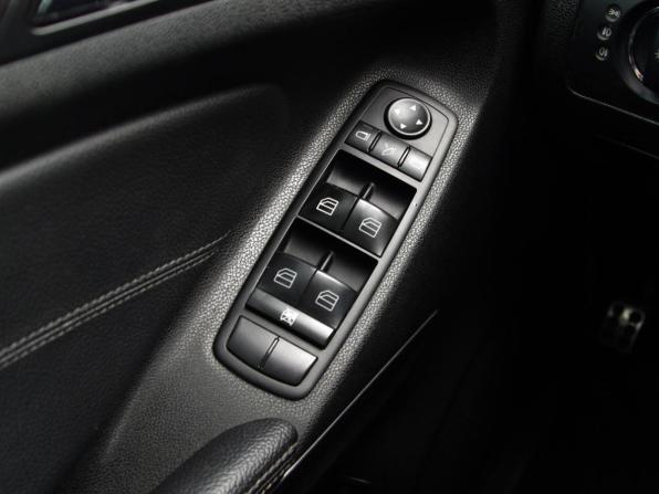 Mercedes-Benz M-Класс II (W164) с пробегом 2008 года, цена 1 550 000 рублей, 310881 км, внедорожник, Автокод Объявления
