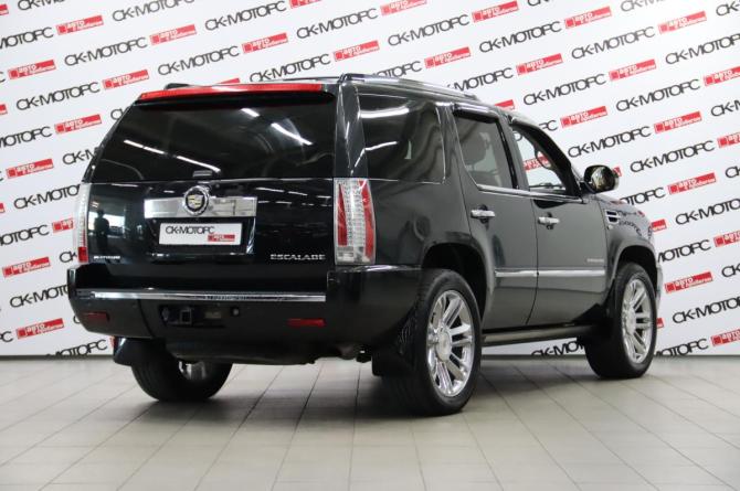 Cadillac Escalade III с пробегом 2013 года, цена 2 460 650 рублей, 316194 км, внедорожник, Автокод Объявления