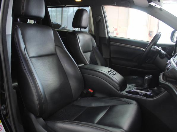 Toyota Highlander III (XU50) Рестайлинг с пробегом 2016 года, цена 4 070 000 рублей, 87601 км, внедорожник, Автокод Объявления
