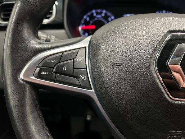 Renault Arkana I с пробегом 2019 года, цена 1 369 000 рублей, 98500 км, внедорожник, Автокод Объявления