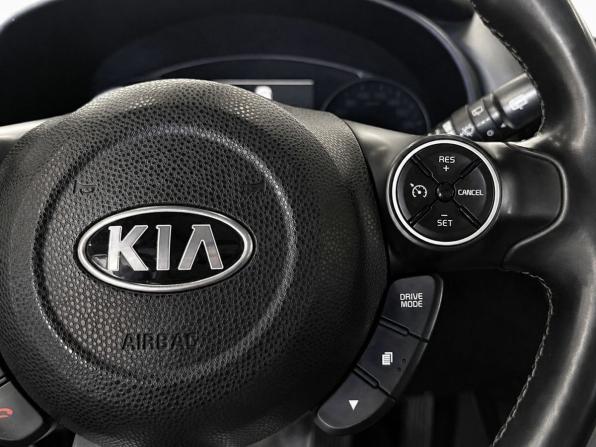 Kia Soul II Рестайлинг с пробегом 2017 года, цена 1 429 000 рублей, 99250 км, хэтчбек, Автокод Объявления