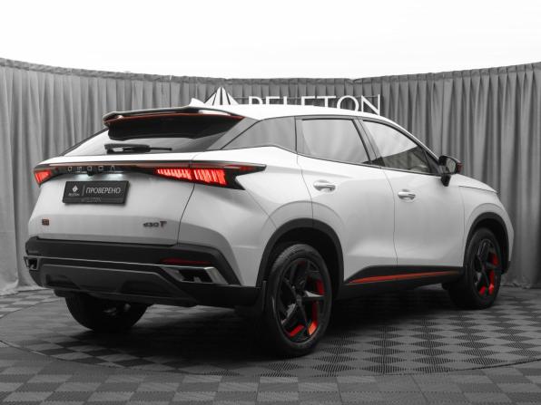 Omoda C5 I с пробегом 2022 года, цена 1 840 000 рублей, 32672 км, внедорожник, Автокод Объявления
