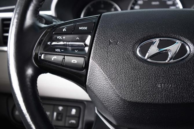 Hyundai Grand Starex I Рестайлинг 2 с пробегом 2019 года, цена 4 299 000 рублей, 137258 км, минивэн, Автокод Объявления