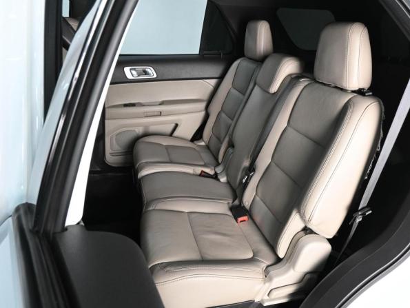 Ford Explorer V с пробегом 2015 года, цена 2 389 000 рублей, 207804 км, внедорожник, Автокод Объявления