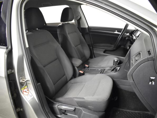 Volkswagen Golf VII Рестайлинг с пробегом 2019 года, цена 1 463 900 рублей, 191244 км, универсал, Автокод Объявления