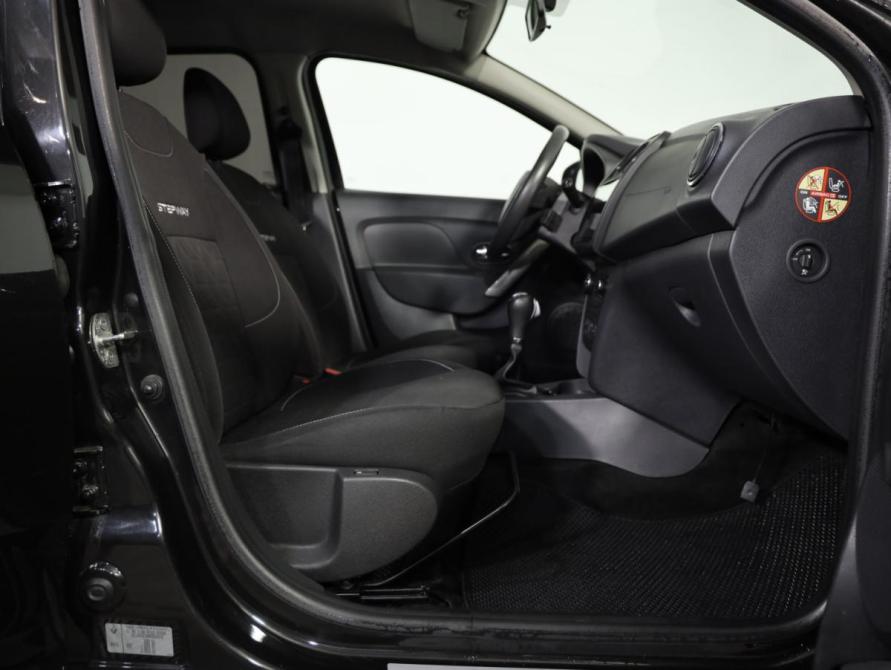 Renault Sandero II Санкт-Петербург  - изображение 21