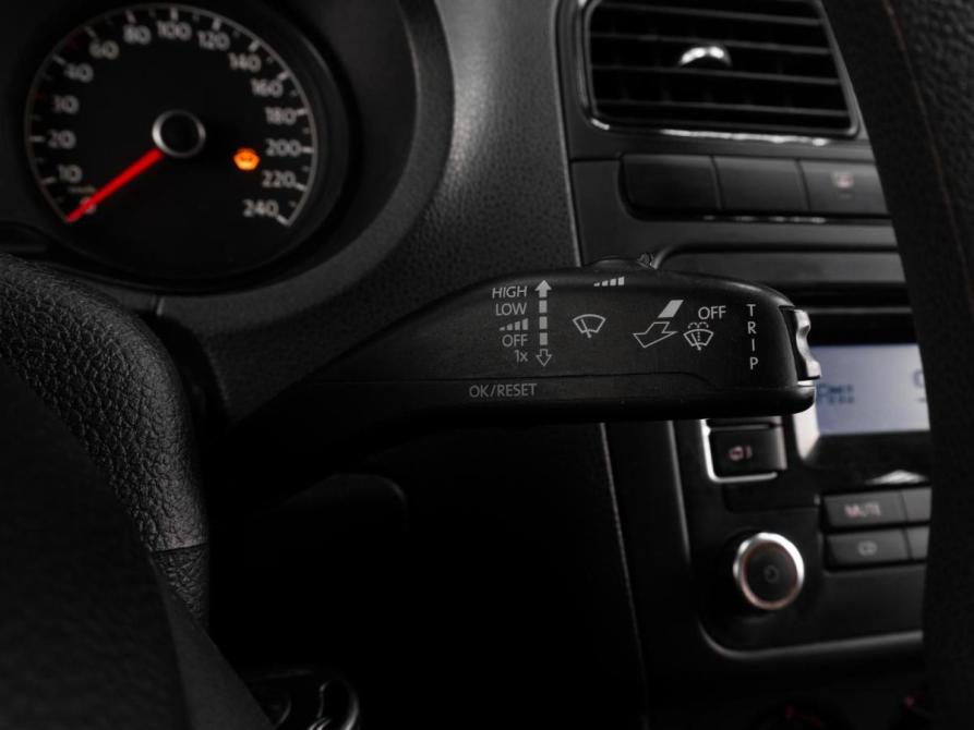 Volkswagen Polo V Рестайлинг Тюмень  - изображение 18