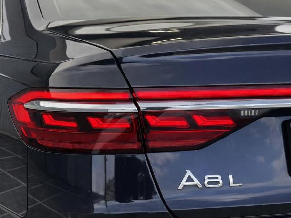 Audi A8 IV (D5) с пробегом 2018 года, цена 3 997 000 рублей, 161898 км, седан, Автокод Объявления