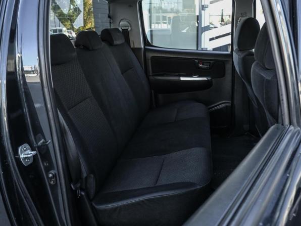 Toyota Hilux VII Рестайлинг с пробегом 2015 года, цена 2 599 000 рублей, 230227 км, offers.body_type.unknown, Автокод Объявления