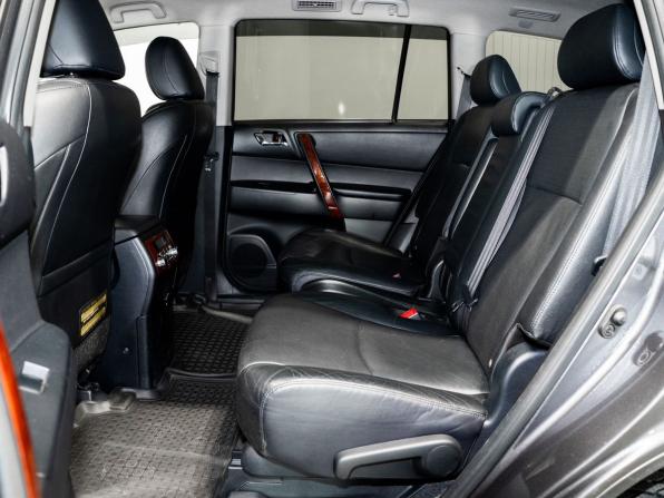 Toyota Highlander II (XU40) Рестайлинг с пробегом 2011 года, цена 2 045 000 рублей, 145400 км, внедорожник, Автокод Объявления