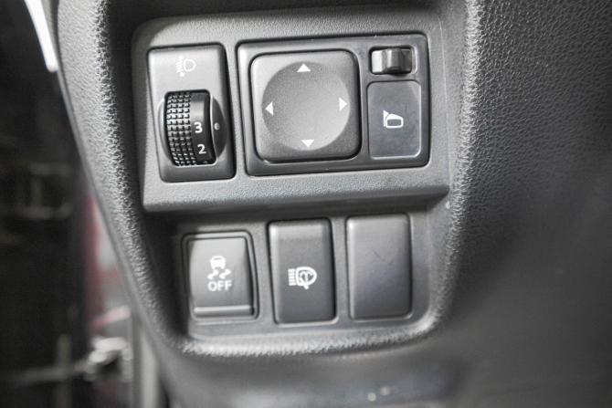 Nissan Juke I с пробегом 2013 года, цена 959 000 рублей, 139018 км, внедорожник, Автокод Объявления