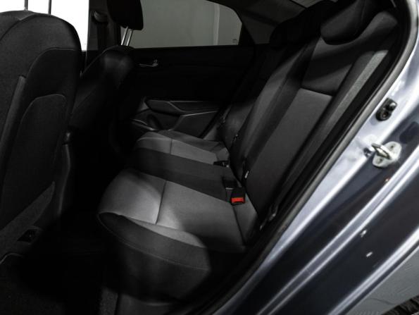 Hyundai Solaris II с пробегом 2017 года, цена 1 229 700 рублей, 157703 км, седан, Автокод Объявления