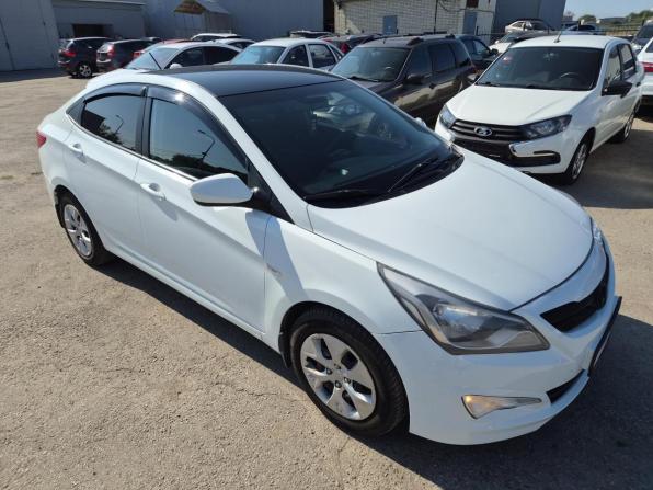 Hyundai Solaris I Рестайлинг с пробегом 2015 года, цена 880 000 рублей, 153501 км, седан, Автокод Объявления