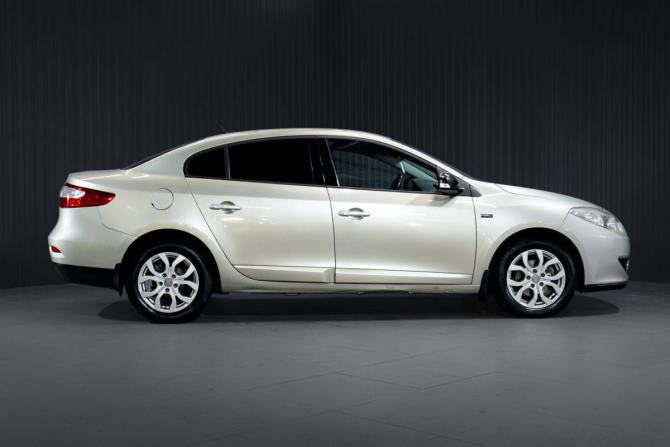 Renault Fluence I с пробегом 2012 года, цена 749 000 рублей, 224741 км, седан, Автокод Объявления