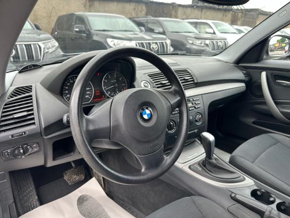 BMW 1 серии I (E81/E82/E87/E88) Рестайлинг с пробегом 2011 года, цена 890 000 рублей, 126000 км, хэтчбек, Автокод Объявления