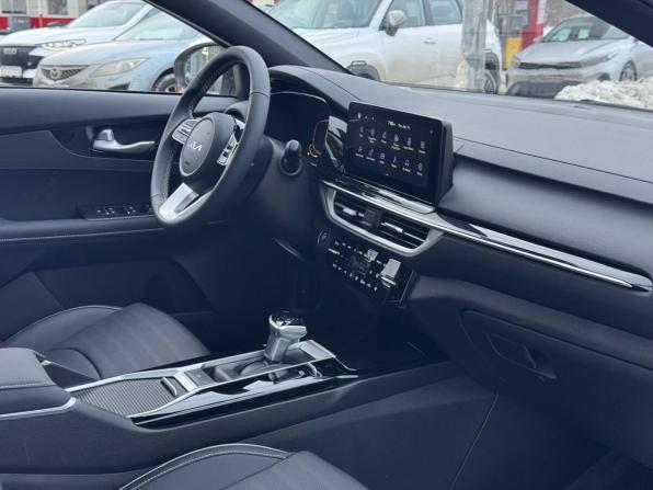 Новый Kia K3 II (China Market) Рестайлинг 2025 года, цена 2 800 000 рублей, седан, Автокод Объявления
