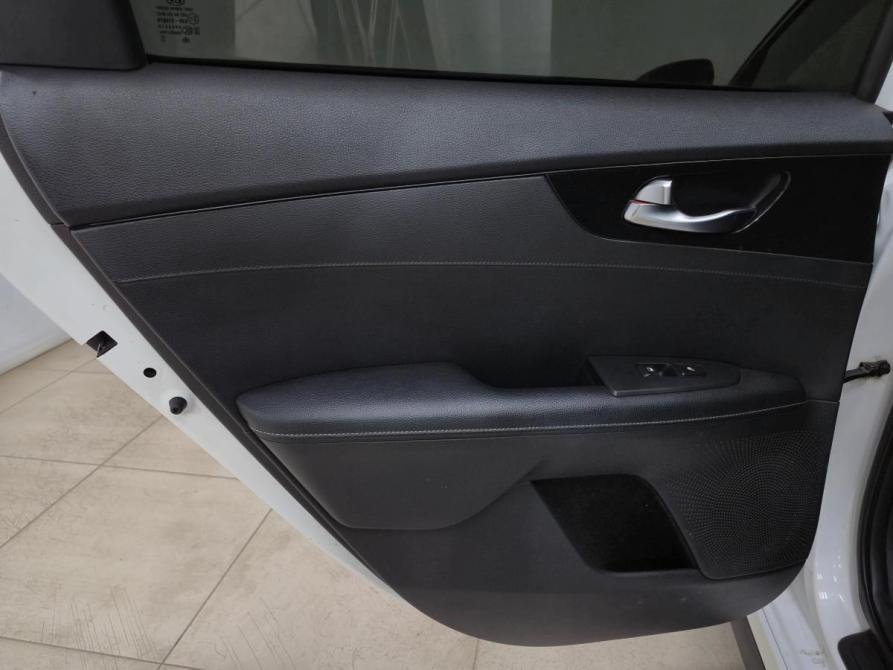 Kia Cerato IV Альметьевск  - изображение 19