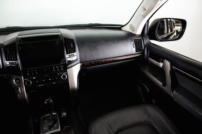 Toyota Land Cruiser 200 Series с пробегом 2008 года, цена 2 399 000 рублей, 500000 км, внедорожник, Автокод Объявления