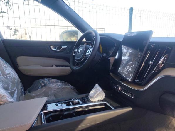 Новый Volvo XC60 II Рестайлинг 2 2026 года, цена 6 350 000 рублей, внедорожник, Автокод Объявления