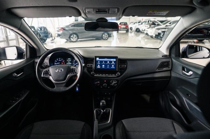 Hyundai Solaris II Рестайлинг с пробегом 2021 года, цена 1 330 000 рублей, 85154 км, седан, Автокод Объявления