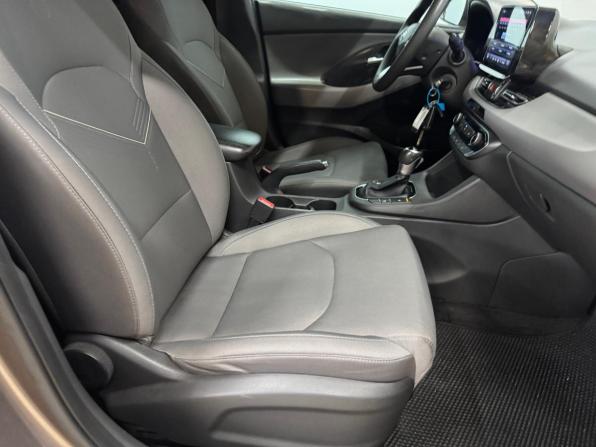 Hyundai i30 III Рестайлинг 2 с пробегом 2022 года, цена 1 860 000 рублей, 85894 км, универсал, Автокод Объявления