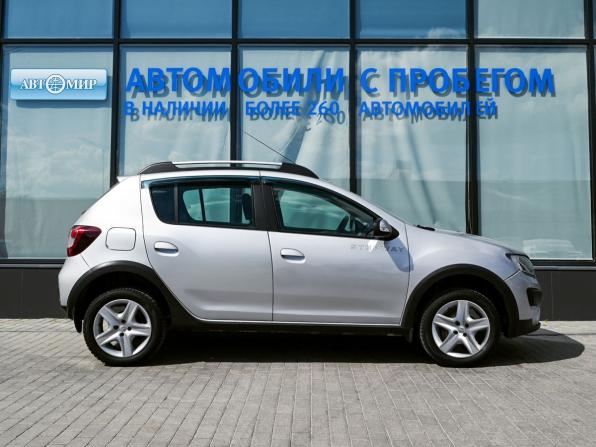 Renault Sandero II с пробегом 2017 года, цена 875 000 рублей, 143139 км, хэтчбек, Автокод Объявления