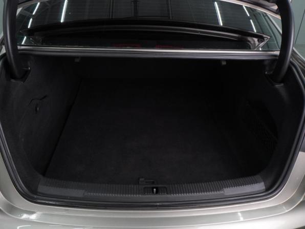 Audi A6 IV (C7) Рестайлинг с пробегом 2015 года, цена 1 699 000 рублей, 207416 км, седан, Автокод Объявления