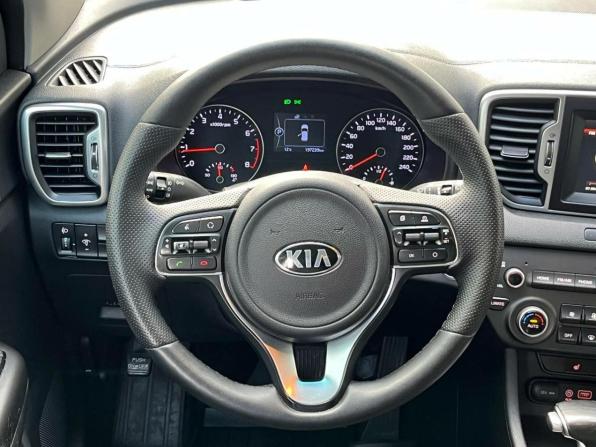 Kia Sportage IV с пробегом 2018 года, цена 1 599 000 рублей, 197238 км, внедорожник, Автокод Объявления
