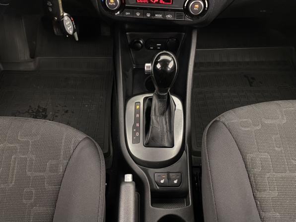 Kia Rio III Рестайлинг с пробегом 2015 года, цена 1 080 000 рублей, 112528 км, седан, Автокод Объявления