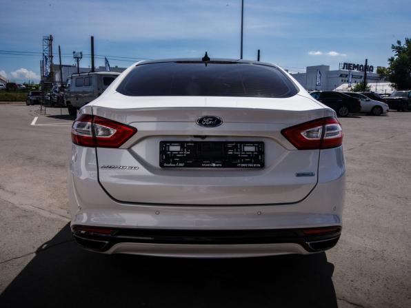 Ford Mondeo V с пробегом 2017 года, цена 1 370 000 рублей, 230562 км, седан, Автокод Объявления