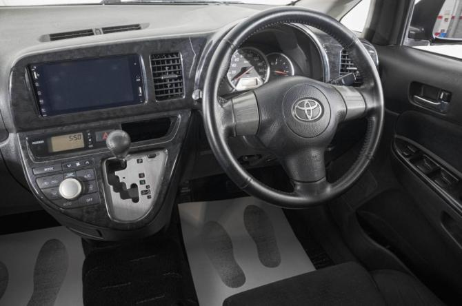 Toyota Wish I Рестайлинг с пробегом 2008 года, цена 899 000 рублей, 160000 км, компактвэн, Автокод Объявления