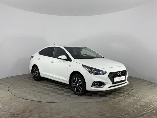 Hyundai Solaris II с пробегом 2017 года, цена 1 128 600 рублей, 171166 км, седан, Автокод Объявления