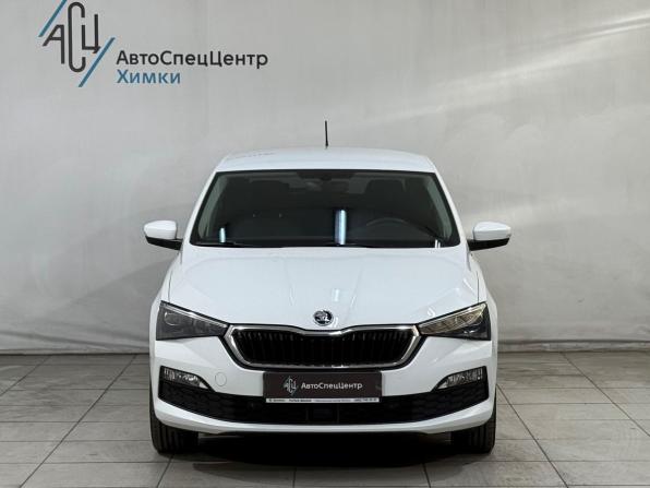 Skoda Rapid II с пробегом 2021 года, цена 1 999 800 рублей, 60000 км, лифтбек, Автокод Объявления