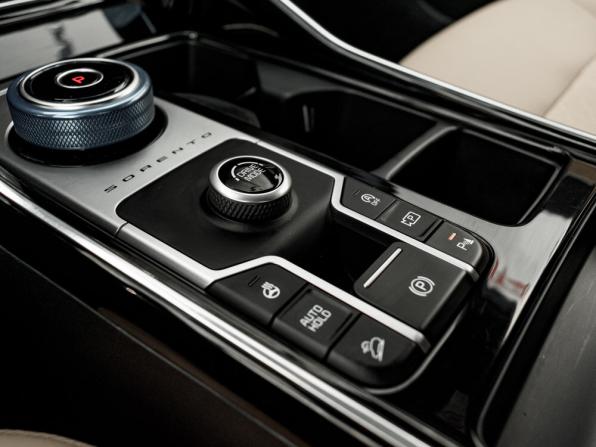 Kia Sorento IV с пробегом 2020 года, цена 3 950 000 рублей, 33323 км, внедорожник, Автокод Объявления
