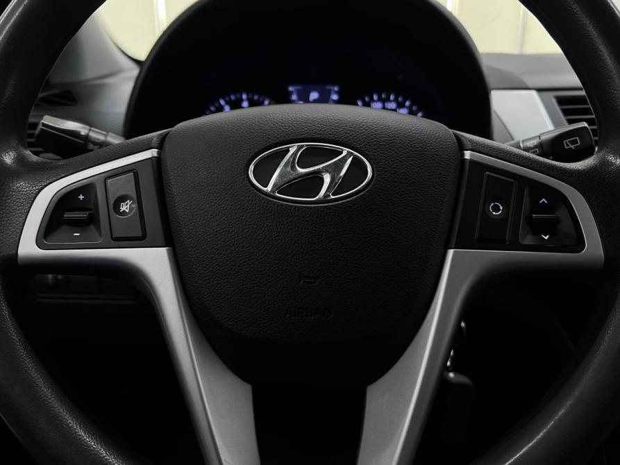 Hyundai Solaris I Волгоград  - изображение 16