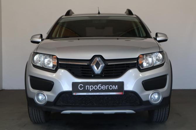 Renault Sandero II с пробегом 2018 года, цена 999 000 рублей, 111000 км, хэтчбек, Автокод Объявления
