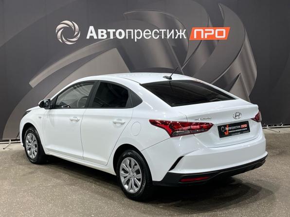 Hyundai Solaris II Рестайлинг с пробегом 2020 года, цена 1 270 000 рублей, 78367 км, седан, Автокод Объявления
