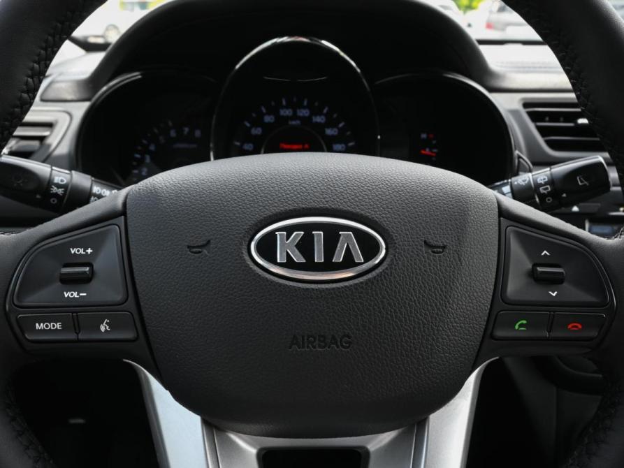 Kia Rio III Волгоград  - изображение 14