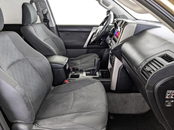 Toyota Land Cruiser Prado 150 Series с пробегом 2012 года, цена 2 700 000 рублей, 283219 км, внедорожник, Автокод Объявления