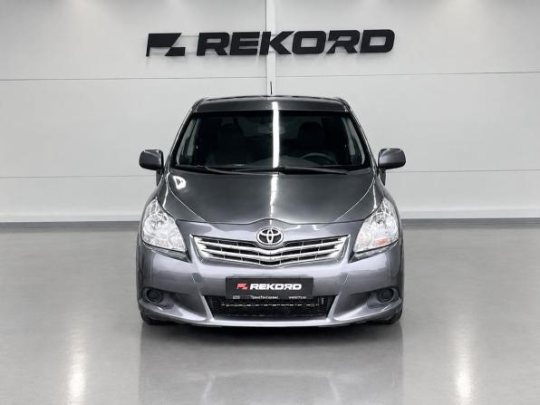 Toyota Verso I с пробегом 2011 года, цена 839 000 рублей, 307019 км, компактвэн, Автокод Объявления