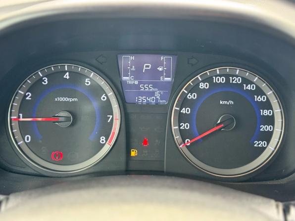 Hyundai Solaris I Рестайлинг с пробегом 2015 года, цена 1 159 000 рублей, 135410 км, седан, Автокод Объявления