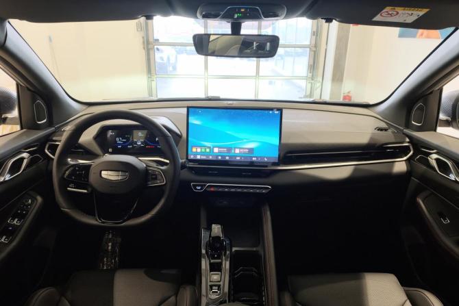Новый Geely Coolray I Рестайлинг 2 2026 года, цена 2 674 990 рублей, внедорожник, Автокод Объявления