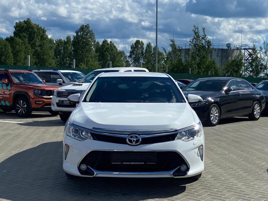 Toyota Camry VII (XV50) Рестайлинг Сыктывкар  - изображение 3