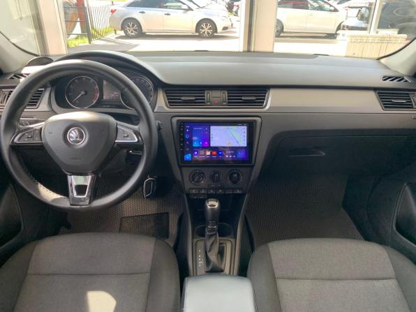 Skoda Rapid I с пробегом 2017 года, цена 1 089 000 рублей, 158000 км, лифтбек, Автокод Объявления